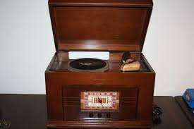 model 41 623 radio phonograph made 1941