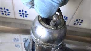 delta kitchen faucet repair - YouTube