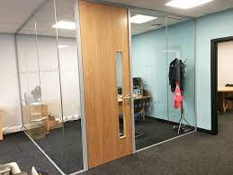 Acoustic Glass Corner Meeting Room With