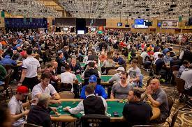 WSOP Main Event draws massive field | Las Vegas Review-Journal