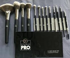 bh cosmetics 18 pc studio pro brush set