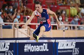 The event has been on the olympic athletics programme since 1900 for men and since 1984 for women. Norway S Warholm Breaks 400m Hurdles World Record Newsdeal