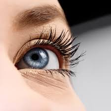 expert tips for longer eyelashes
