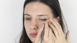 4 ways to do black eye makeup wikihow