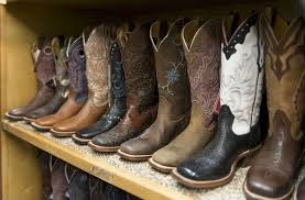 Aprenda como cuidar de suas botas de couro country - Cavalus