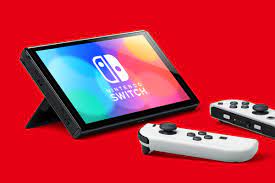 Nintendo Switch OLED hands-on: a small ...