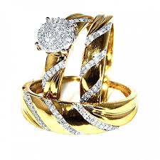 If you aren't looking to purchase a ring set that's been designed to go together, here are a few ideas for selecting both his and her wedding bands. Midwest Jewellery Midwest Jewellery His And Her Wedding Ring Set Trio 10k Yellow Gold 0 3cttw Diamonds 0 3cttw Walmart Com Walmart Com