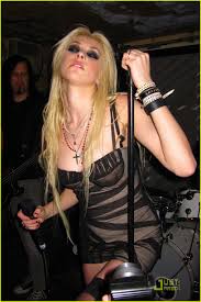 Taylor Momsen: Pretty Reckless in London: Photo 2450187 | Taylor Momsen  Pictures | Just Jared
