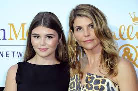 Get the latest lori loughlin news and updates — and information lori loughlin and her husband, mossimo giannulli, are asking a federal judge to cut their bail in the college admissions scandal. Lori Loughlin Sees Olivia Jade S Return To Youtube As Betrayal