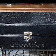 younique 2016 black presenter box with