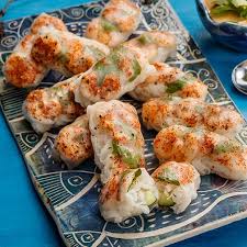 Low carb shrimp summer rolls are healthy. Spicy Shrimp Spring Rolls With Peanut Dipping Sauce Recipe Gourmet Food World