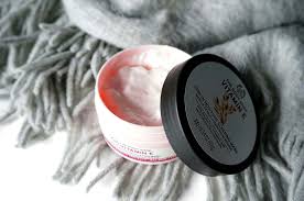 Honestly speaking, i had never heard about the brand. Joyce Lau The Body Shop Vitamin E Sink In Moisture Sleeping Mask Review