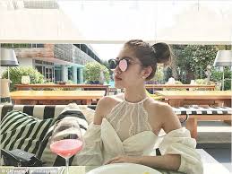 She is the daughter of malaysian billionaire, vincent tan, who has a net worth of $1.2 billion. Malaysian Billionaire Heiress Chryseis Tan S Travels Express Digest