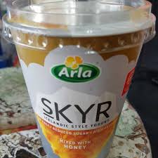 arla skyr icelandic style yogurt mixed