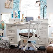 Many desks have an adjustable tilting table top with storage space underneath. Desks In Modern Style For Teenagers 28 Photos A Stylish Working Model In A Room For A Boy And A Girl