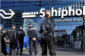 One possible route for smuggling would be #png, given the 2020 big bust in port moresby. One Of The World S Most Wanted Drug Dealers Arrested At Schiphol Airport