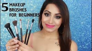 5 makeup brushes for beginners