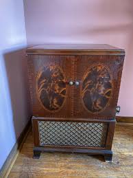 antique rca victor tv cabinet 1945