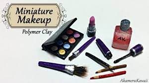miniature makeup eyeshadow lipstick