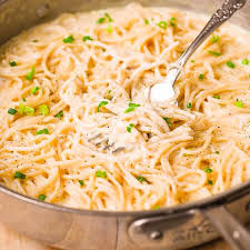 four cheese garlic white cream pasta