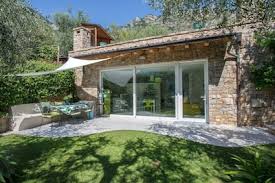 So retten wir die vision vom gemeinschaftlichen und nachhaltigen. Limone Kleines Haus Im Grunen Mit Seeblick Limone Sul Garda