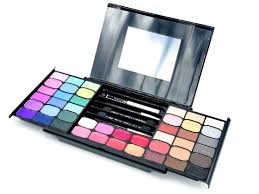 over makeup artist kit