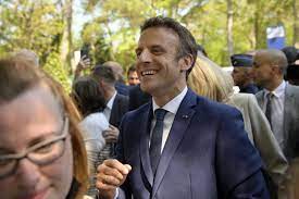 Macron set to clinch second term in ...