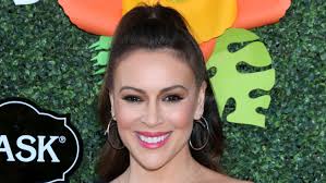 alyssa milano stuns with makeup free