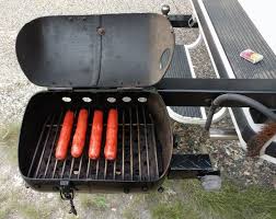 barbecue grill made from propane tank