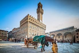 Palazzo vecchio was built in the form of a castle and with a tower of 94 meters high between 1299 and 1314. Palazzo Vecchio Guided Tour In Florence Book At Civitatis Com