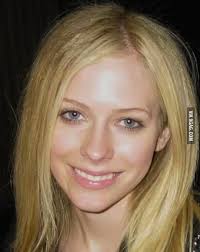 avril lavigne without makeup 9
