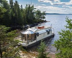 The ultimate water vacation on dale hollow lake. 19 Best Places For A Houseboat Vacation Cheapism Com