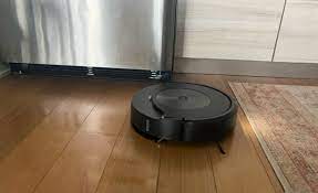 5 Best Robot Vacuums For Tile Floors In