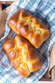 Make sure to let your dutch oven (and lid) preheat in the oven for about 30 minutes before baking, to make sure it's nice and hot. Brioche Bread Recipe The Flavor Bender