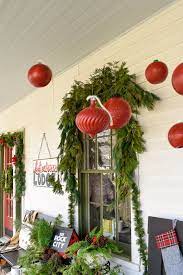 diy outdoor and porch christmas decorations