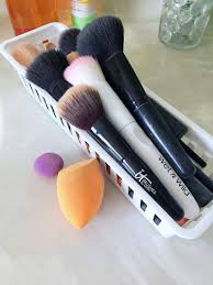 how to clean makeup brushes at home