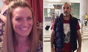 Lisa brown, 32, from wisconsin, lost almost four stone in just two years. Lisa Brown Disappearance Hunt For Suspect Simon Corner Widens Beyond Spain Uk News Express Co Uk