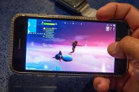 Google is also blocking fortnite from google play. Hearing In Fortnite Maker S Apple Lawsuit Tests Antitrust Claims Wsj