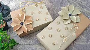 happy anniversary gift wrapping