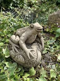 Stone Garden Frog On Lily Pad Gift