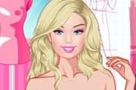 Algunos juegos en línea además de por su jugabilidad y gran comunidad destacan porque casi se pueden juegos online para pc de rol y rpg. Barbie Fashion Designer Juego Online Juega Ahora Clavejuegos Com
