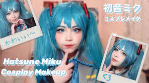 Miku makeup