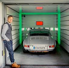 More than 270 pages featuring collector garages of patrick long, robby naish and more. Https Newsroom Porsche Com Dam Jcr 94c86ac5 940e 431f A5e2 Ddb3e9565342 Porsche 20garagen Deutsch Pdf