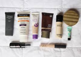 what s in my travel makeup bag video