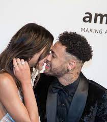 Net worth is valued at a whopping $200 million. Neymar S Girlfriends And Hookups Through The Years