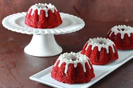 mini red velvet bundt cakes with cream