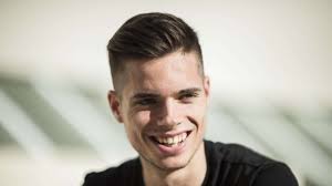 On the other hand, sporting plans on defeating the hosts and reward its travelling fans by returning back home with all match's points and leaving benfica with no points from the game. Portugal Ostermunchner Julian Weigl Zum Spieler Des Jahres Bei Benfica Lissabon Gewahlt Sport In Der Region