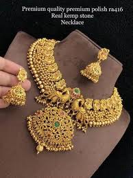 golden designer bridal jewellery set at