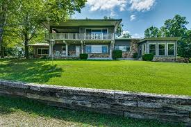 Booking.com property partners should not post on behalf of guests or offer incentives in exchange for reviews. Not Angka Lagu Lakefront Property On Dale Hollow Lake Dale Hollow Lake Homes For Sale Nashville Lakefront Real Estate Come Make Dale Hollow Memories Pianika Recorder Keyboard Suling