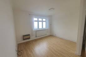 1 bedroom flats to let in chadwell
